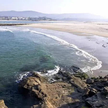 Piso Amplio A 100 M De La Playa * 福斯