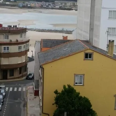 Piso Amplio A 100 M De La Playa 福斯