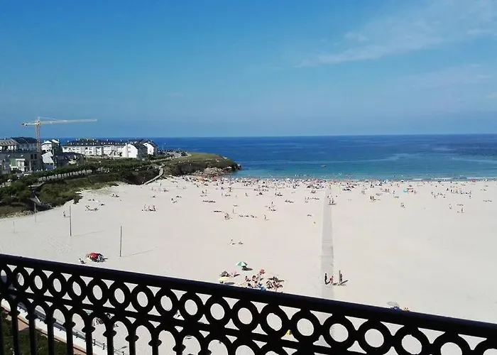 Piso Amplio A 100 M De La Playa