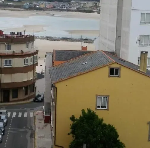 Piso Amplio A 100 M De La Playa Foz