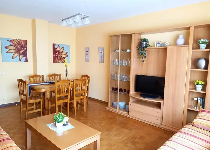 Apartamento Piso Amplio A 100 M De La Playa